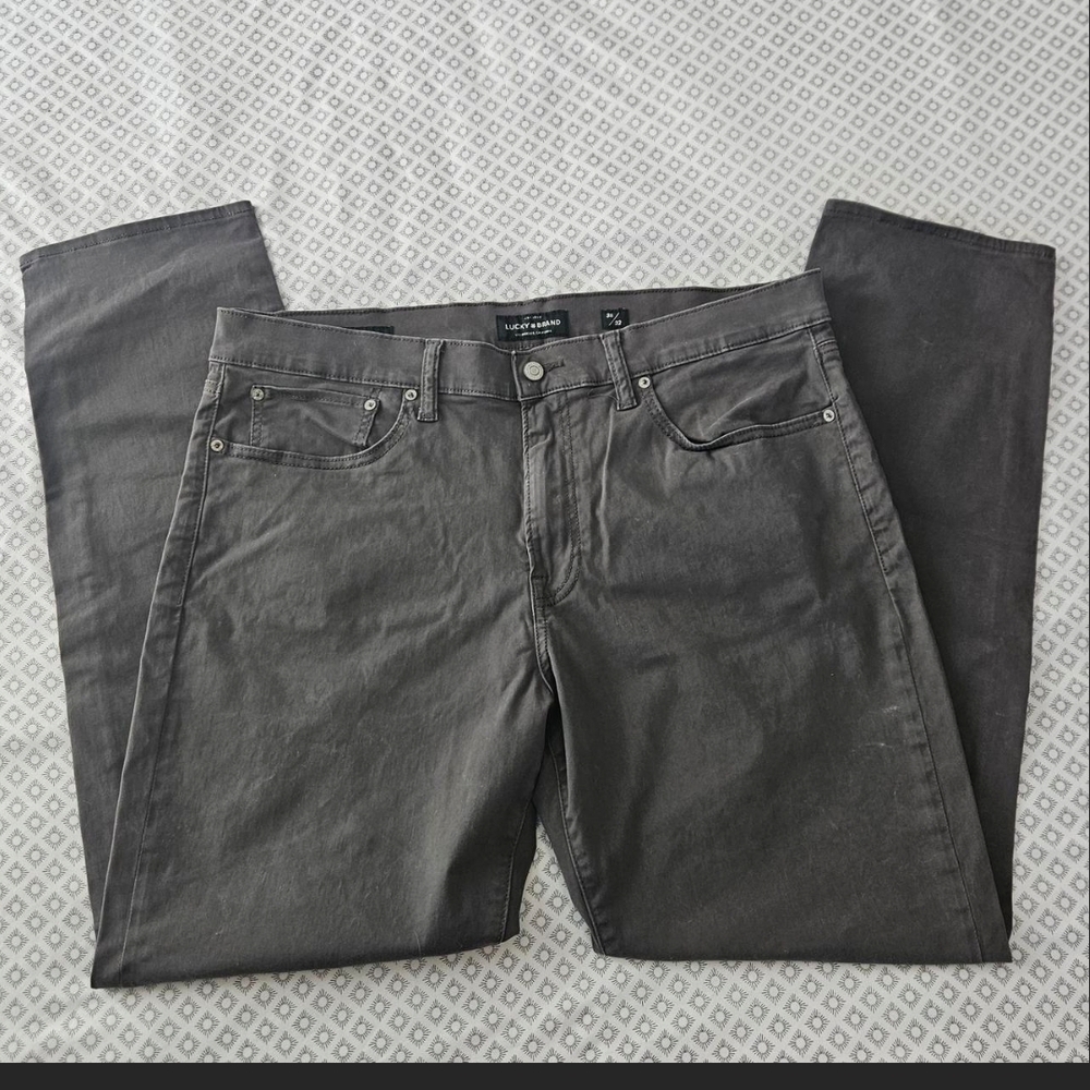 Lucky Brand Men's 121 Slim Jeans Size 38x32